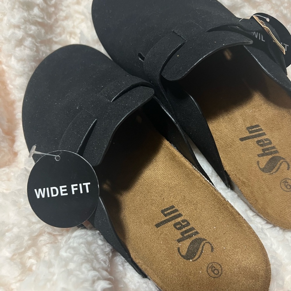 SheIn Women's Black Wide Fit Shoes